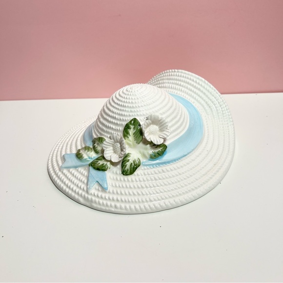 Vintage pastel retro hat wall hanging planter vase - Picture 1 of 5